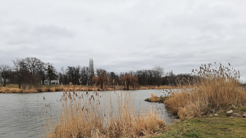 What checks are performed by JVM on the .class file and why they are important? How the code is verified? What limitation does the JVM have? /en/posts/jvm-spec/chapter_4_checks/river.jpg